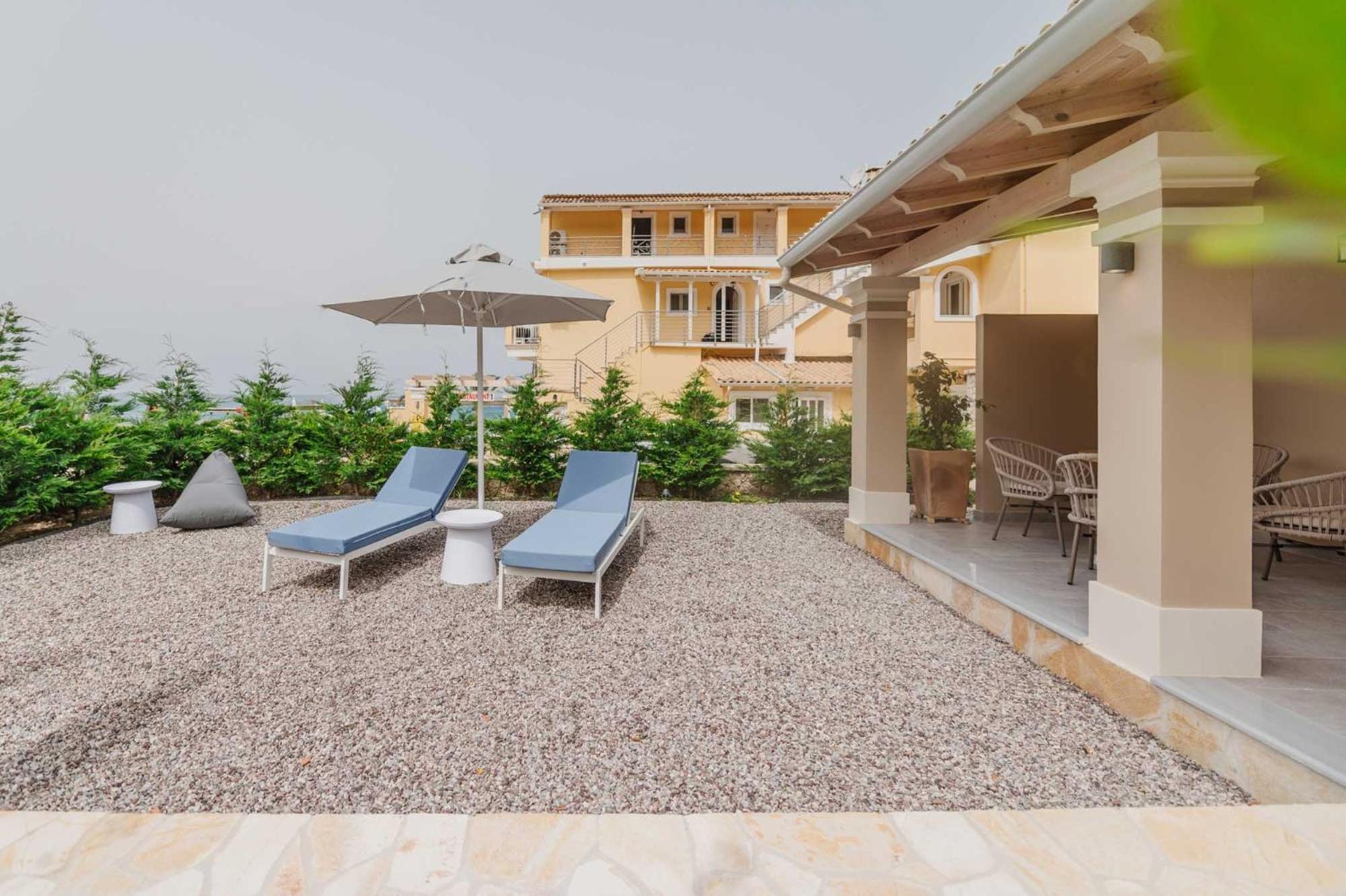 Sea Breeze Hotel & Apartments Agios Gordios  Exteriör bild