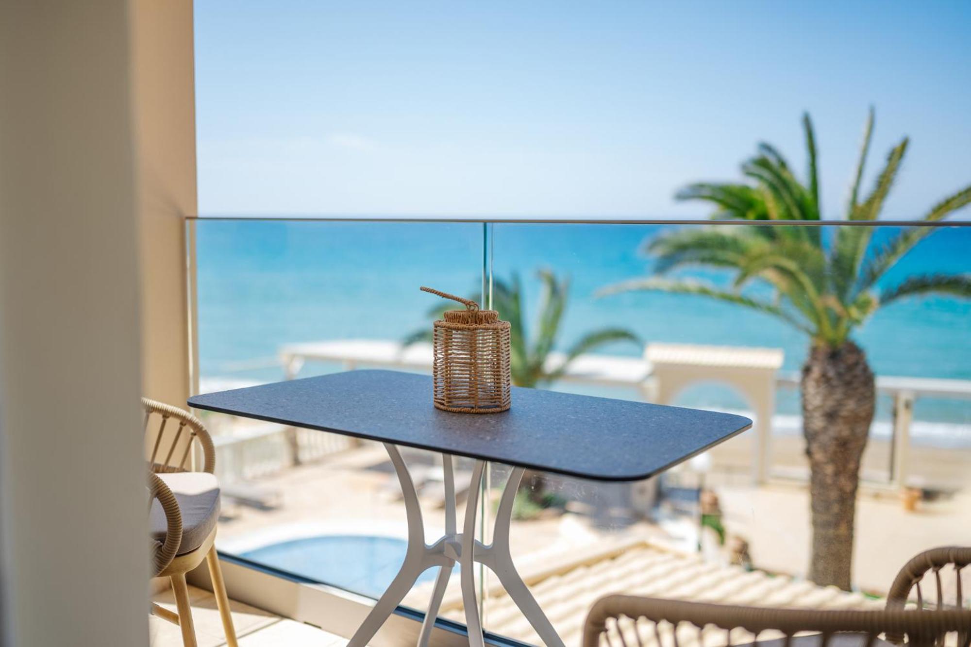 Sea Breeze Hotel & Apartments Agios Gordios  Exteriör bild