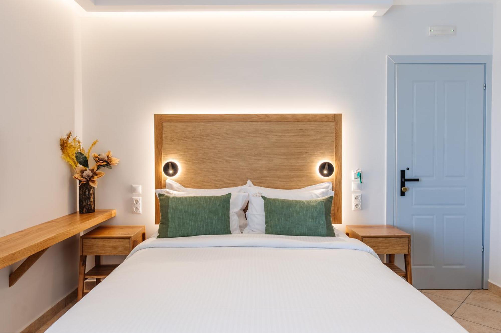 Sea Breeze Hotel & Apartments Agios Gordios  Exteriör bild