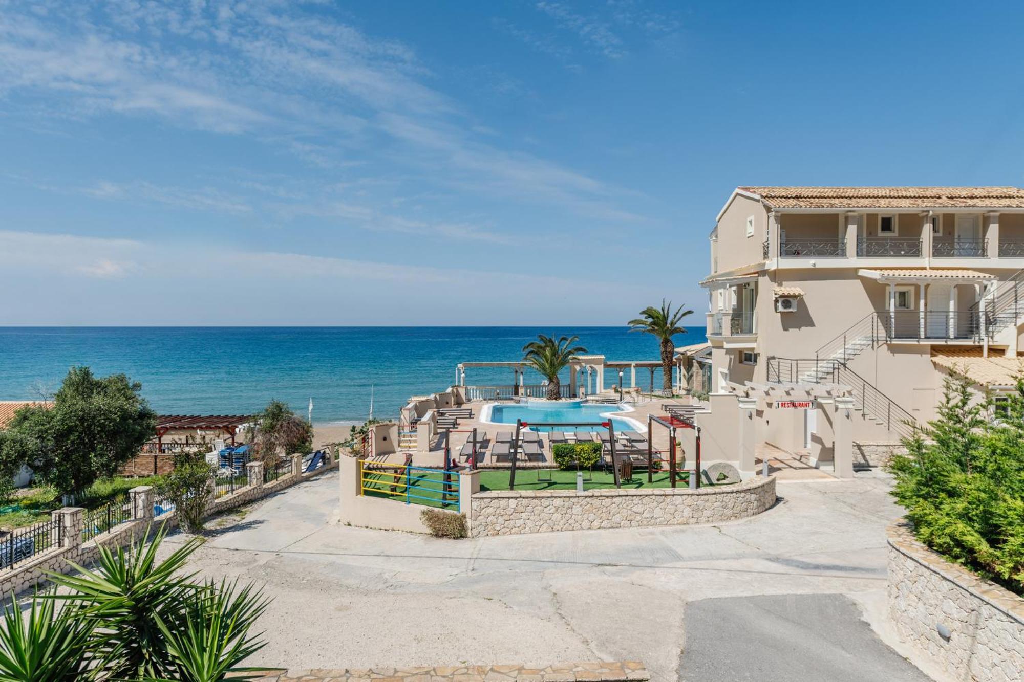 Sea Breeze Hotel & Apartments Agios Gordios  Exteriör bild