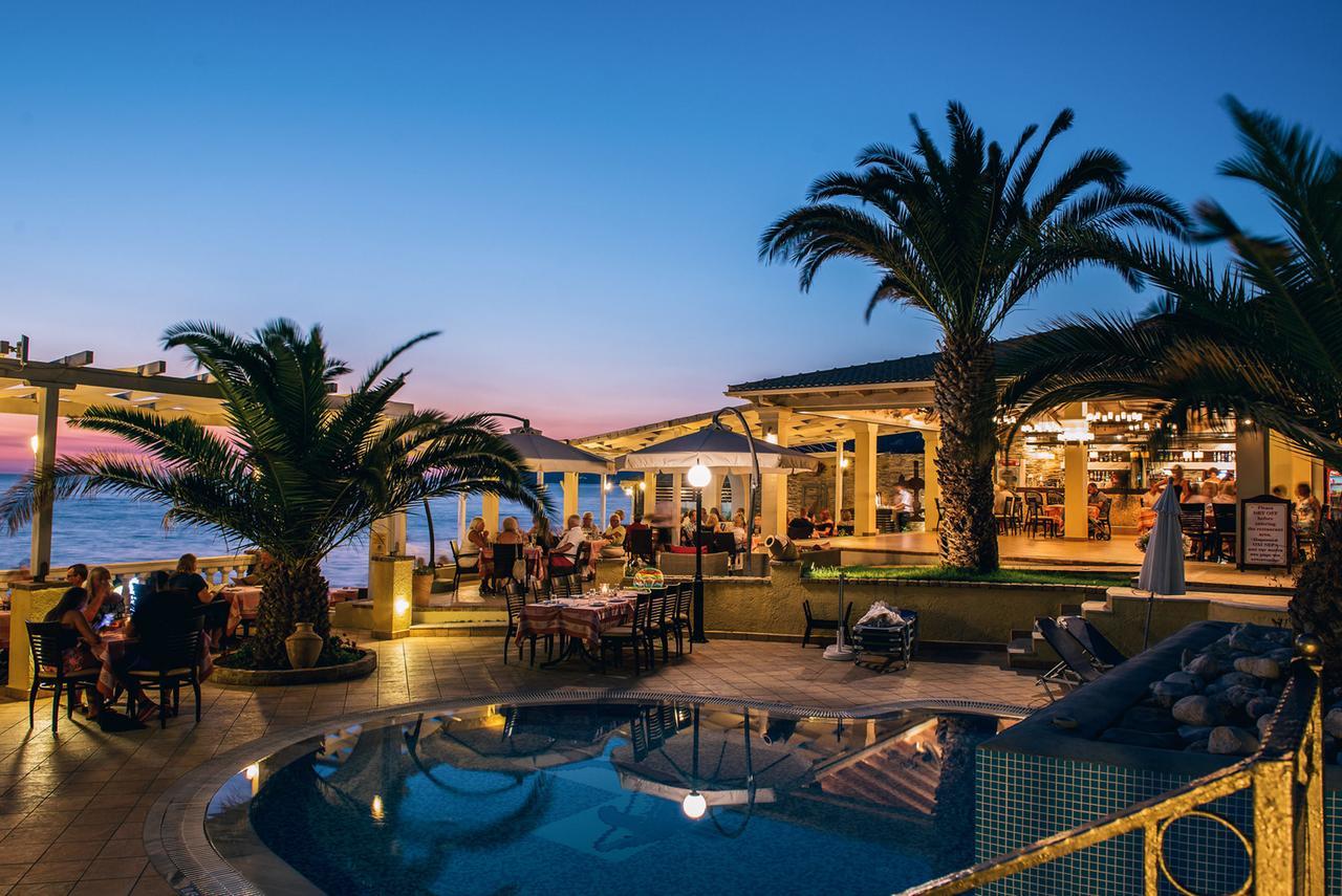 Sea Breeze Hotel & Apartments Agios Gordios  Exteriör bild